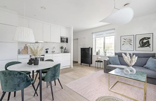 Appelviken Apartment | Convenient Accommodation Near Stockholm City with Great Amenities