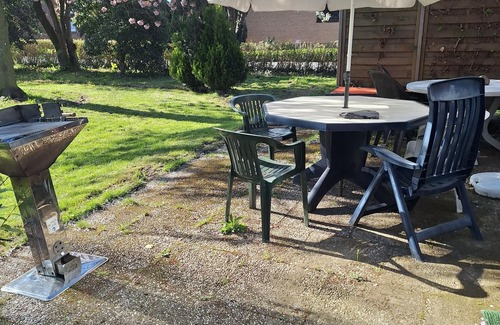 Leherheide House | Cozy Vrbo Property with Hot Tub & Pet-Friendly Amenities