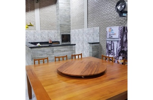 Olimpia House | Explore Olympia: Family-Friendly Stay Near Thermas dos Laranjais