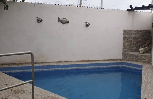 Torreon House | Accommodation near the airport with swimming pool