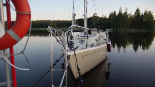 Sysma Boat Rental | Accommodation on a sailboat in Sysmä harbour