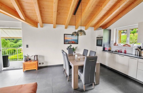 Troistorrents Apartment | Scenic Accommodation Overlooking the Plain with Great Amenities