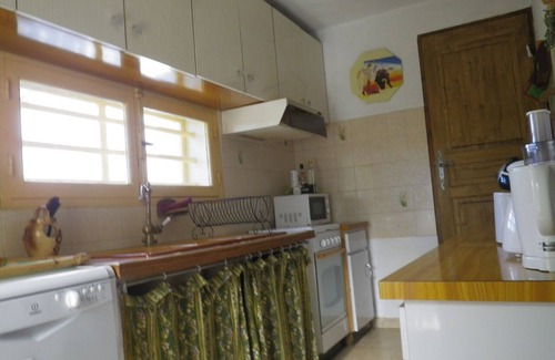 Raphele-les-Arles House | Charming Accommodation in a Traditional Provence House