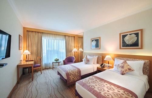 Kalapettai Hotel | Relax at Accord Puducherry: Pool, Spa & Ocean Views Await