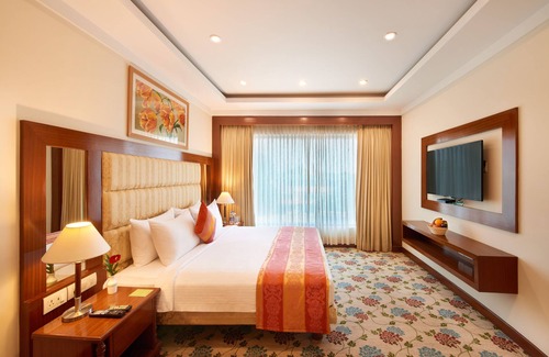 Kalapettai Hotel | Relax at Accord Puducherry: Pool, Spa & Ocean Views Await