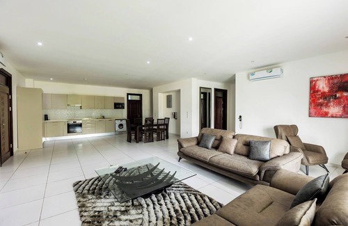 Cantonments Apartment | Accra Fine Suites-Henrietta's Residences