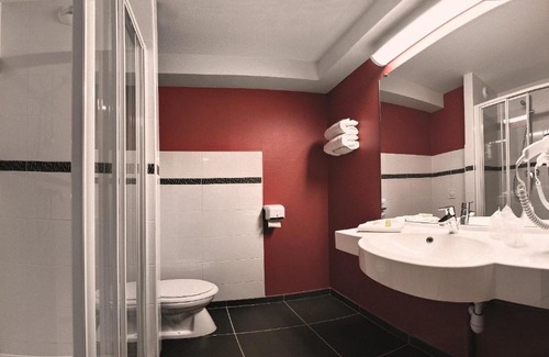 Chartres Hotel | Discover Ace Hôtel Chartres: Pet-Friendly & Family Ready