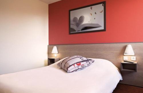 Valence Hotel | Discover Ace Hotel Valence: Pet-Friendly & Family Ready