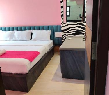 Malpe Apartment | Pet-Friendly Ace of Space: Guest Rated 9.5/10