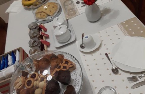 Pianfei Bed & Breakfast | Discover ACERO ROSSO: Family-Friendly with Hot Tub Access