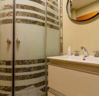 Villa Crespo Apartment | Discover Acevedo 716 - New Apart Hotel with Hot Tub