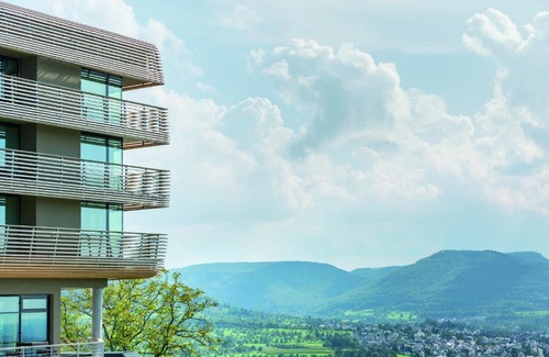 Reutlingen Hotel | Achalm Hotel: Oceanfront Retreat with Spa & Pool Access