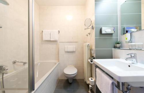 Neustadt an der Weinstrasse Hotel | Comfortable Stay at ACHAT Hotel Neustadt an der Weinstraße