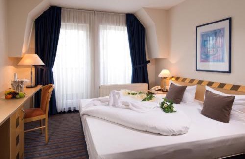 Laubegast Hotel | Comfortable ACHAT Hotel Dresden Elbufer: Pet-Friendly Stay