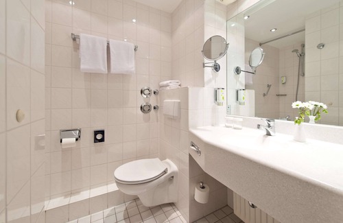 Laubegast Hotel | Family-Friendly ACHAT Hotel Dresden Elbufer with Restaurant