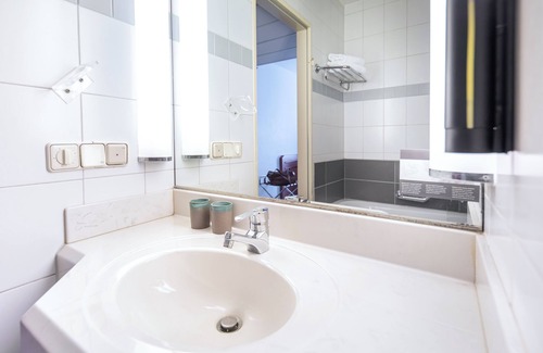 Heppenheim Hotel | Discover ACHAT Hotel Heppenheim: Family-Friendly Bliss