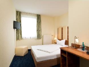 Stuttgart Hotel | Pet-Friendly ACHAT Hotel Stuttgart Zuffenhausen Awaits You