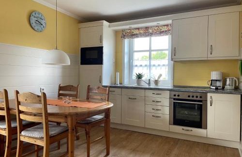 Wrixum Apartment | Discover Achter de Möhl: Family & Pet Friendly Retreat