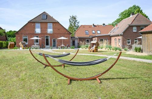Daenschendorf Apartment | Family-Friendly Retreat at Achterdörn Een with 9.1 Rating