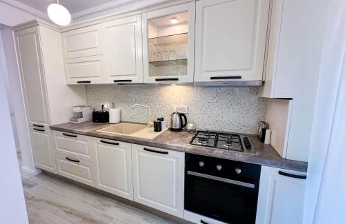 Pipera Apartment | Elegant 3-Bedroom Apartment with Oceanfront Views