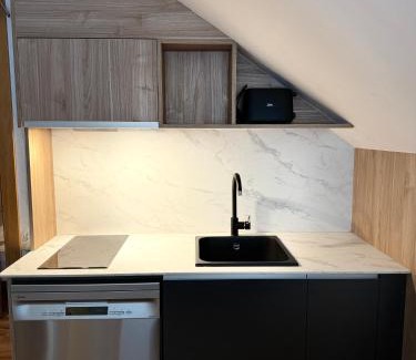 Formigal Apartment | Cozy Attic Retreat in the Heart of Formigal with Pool