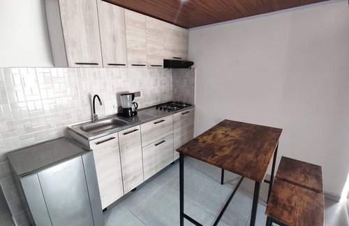 El Bosque Apartment | Cozy Apartment Alpha: Ideal for Family-Friendly Getaways