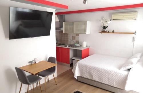 Arcos de la Frontera Apartment | Cozy Full Apartment with Child-Friendly Amenities
