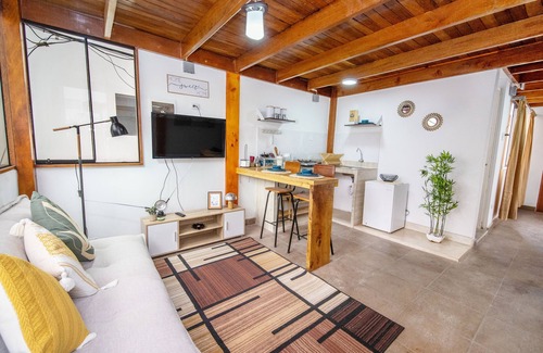 Chorrillos Apartment | Cozy Apartment Steps from the Beach with Ocean Views
