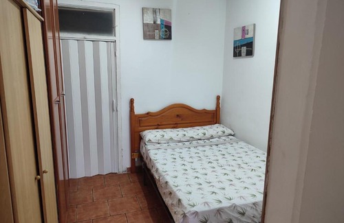 Margallo Apartment | Cozy Apartment in Historic Cáceres – Pet and Child Friendly