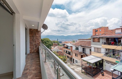 Villa Hermosa Apartment | Acogedor apartamento en Medellín