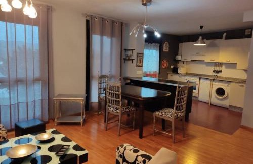 Ferrera Apartment | Cozy Apartment in Noreña - Pet and Child Friendly Escape