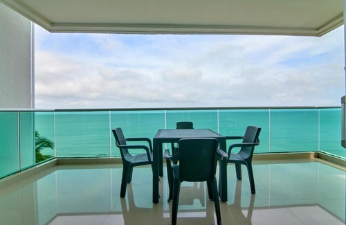 Covenas Apartment | Oceanfront 3-Bedroom Getaway with Pool & Hot Tub