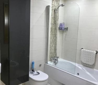 Lugo Apartment | Cozy Central Retreat with Hot Tub & Top Guest Ratings