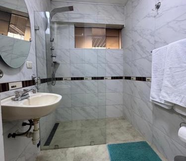 Cayma Apartment | Cozy Hotel with Unbeatable Location and Kid-Friendly Amenities