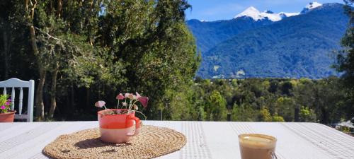Los Ladrillos House | Cozy Cabin in the Woods: 9.5/10 Guest Rated & Child Friendly