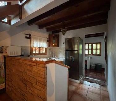 Patzcuaro Apartment | Cozy Cabin Retreat in Quercus - Pet and Child Friendly