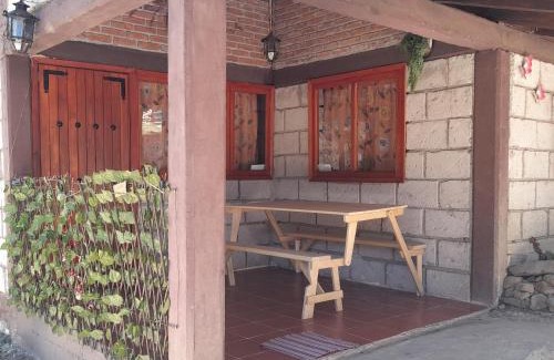 Ocoyoacac Ski Chalet | Inviting Cabin Near La Marquesa with Pet-Friendly Amenities