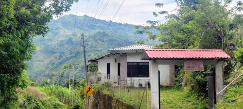 Nimaima Villa | Cozy Country Home with Private Parking & Pet-Friendly Stay