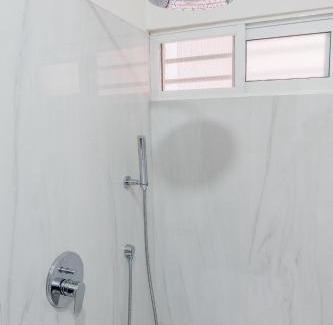 Chetumal House | Cozy Getaway for Two with Pool and Hot Tub Amenities