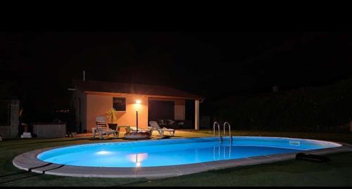 Bueu Apartment | Inviting Oceanfront Guest House with Pool and Breakfast