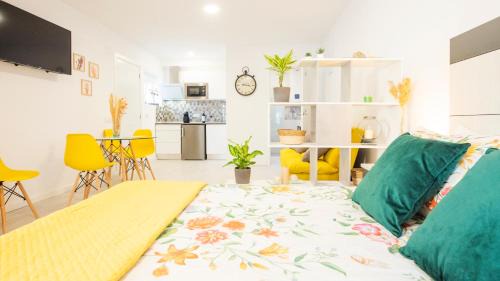 Province of Toledo House | Inviting Guest House with Pool and Ocean Views