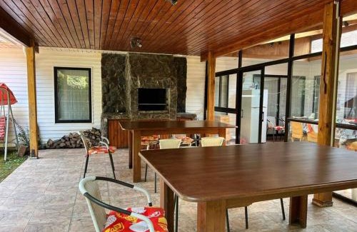 Dichato House | Cozy Retreat in Pingueral with Pool and Hot Tub