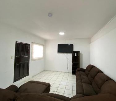 Los Mochis House | Acogedora habitación cerca de clínica 49 del IMSS