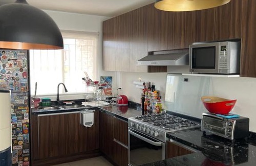 Queretaro House | Cozy Double Room with Pool & Kitchen Amenities