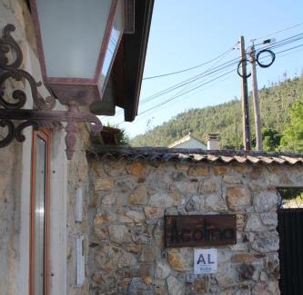 Figueiro dos Vinhos House | Oceanfront Retreat at ACOLINA - Guest Rated 9.5/10
