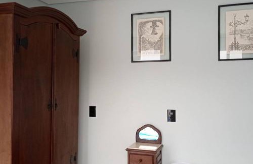 Neva House | Relaxing Stay with Pool in the Heart of Cascavel