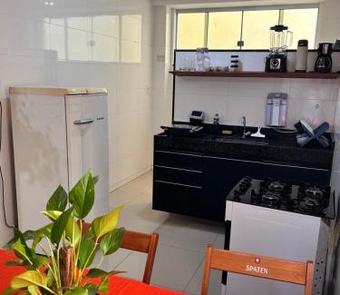 Patos de Minas Apartment | Family-Friendly Stay at Acomodação Vovó Hélida - Rated 9.5/10