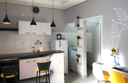 Matao House | Cozy City Stays Matão: Family-Friendly with Kitchen Access