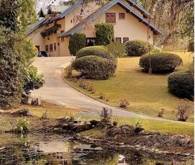 Campos do Jordao House | Charming Swiss-Style Mansion in Campos do Jordão - 10/10 Rated