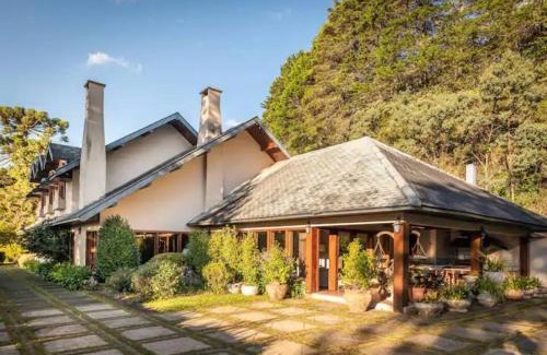 Campos do Jordao House | Charming Swiss-Style Mansion in Campos do Jordão - 10/10 Rated